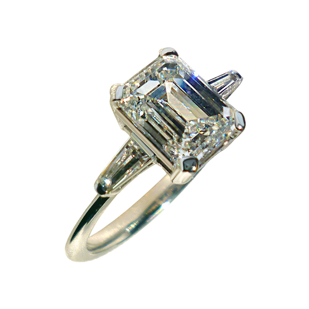 EMERALD BAGUETTE TRIOLOGY RING
