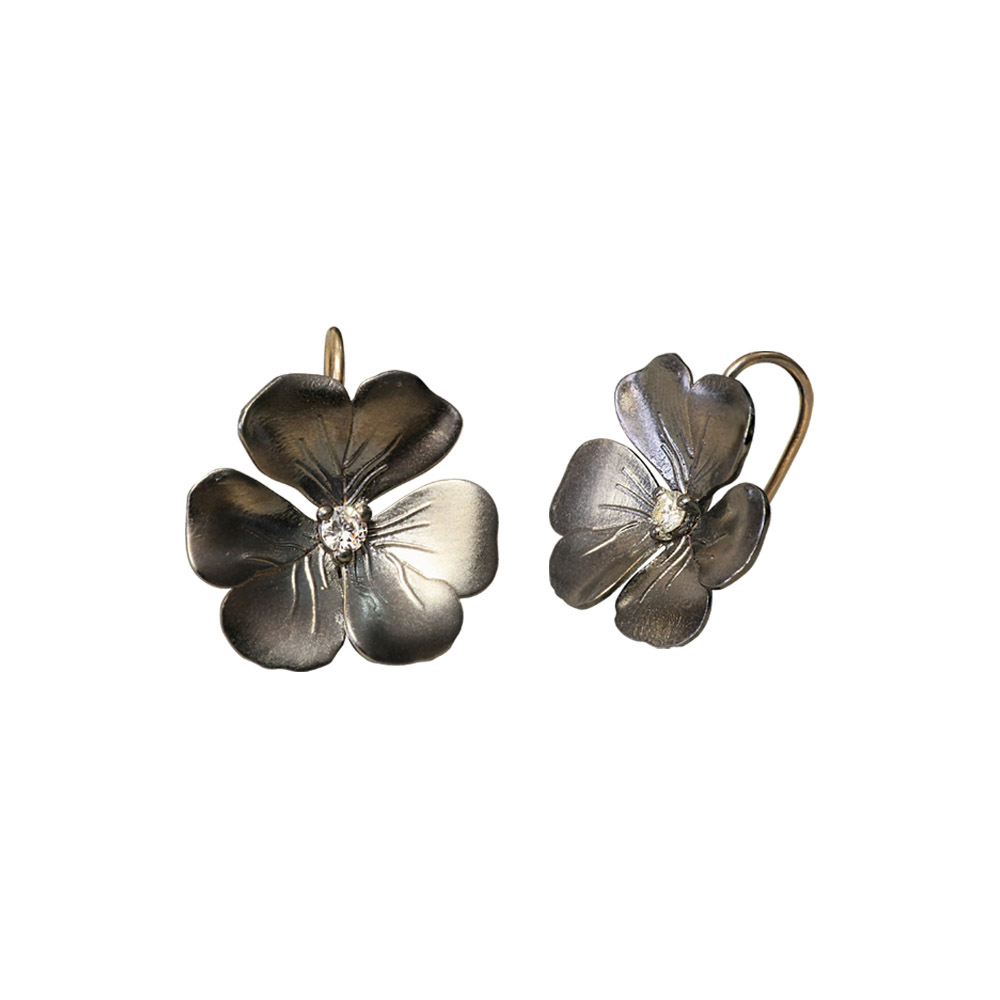 CLOVER EARRINGS