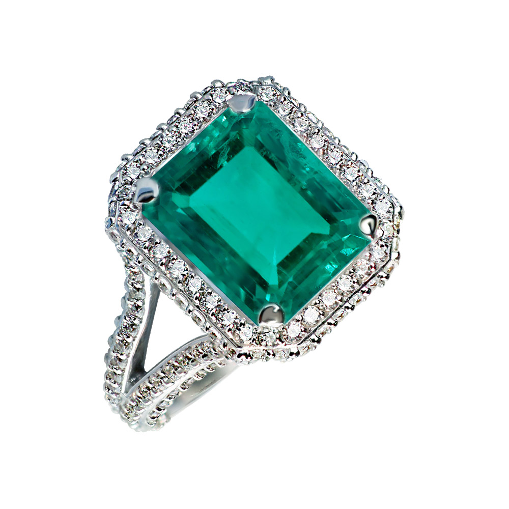 EMERALD SINGLE HALO WHITE GOLD RING