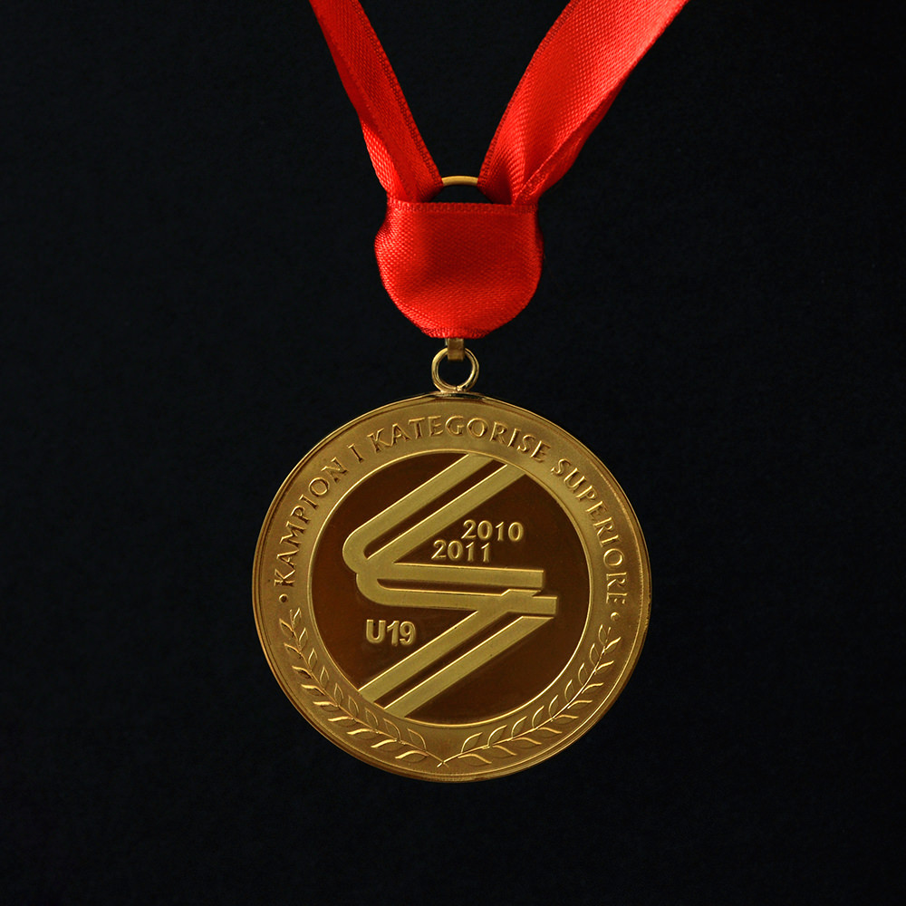 Medalje Kampioni Futbolli Kategorise Superiore Per te Rinjte 