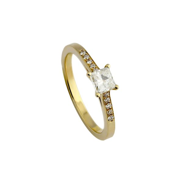 CLASSIC PAVE PRINCESS SOLITAIRE RING