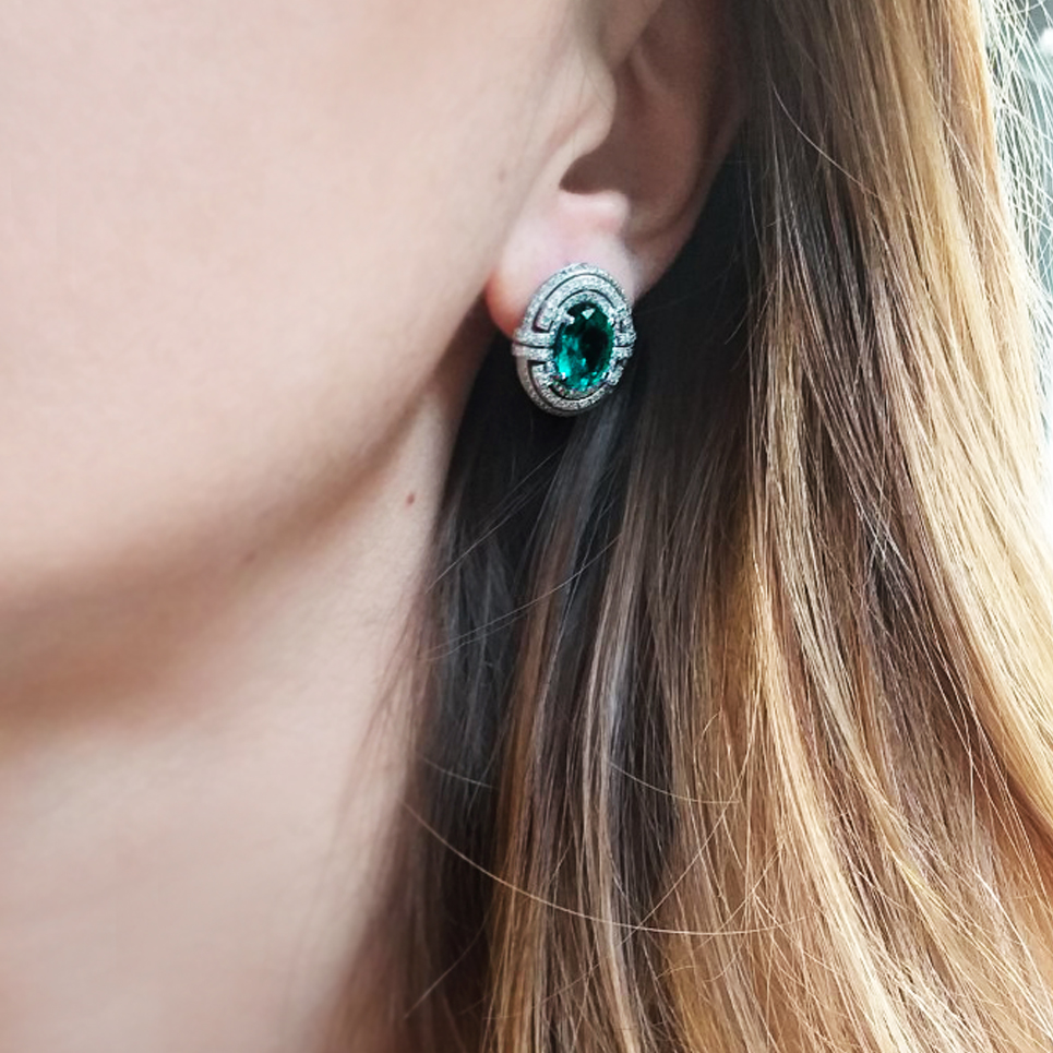 EMERALD TRIPLE HALO MOTIF EARRINGS